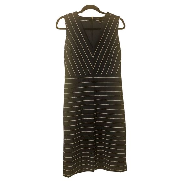BANANA REPUBLIC Navy Striped V-Neck Sheath Dress - Size 10 - Picture 1 of 8